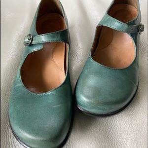 Dansko Turquoise Mary Janes Sz38